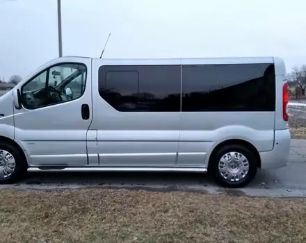 Opel Vivaro пасс., 2011 г.в.