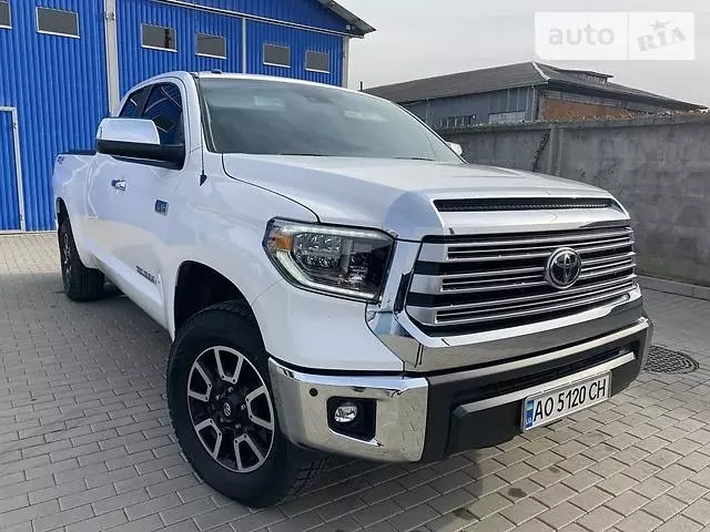 Toyota Tundra, 2017 г.в.