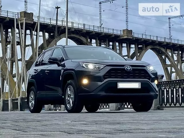 Toyota RAV4, 2019 г.в.