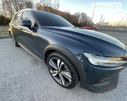 Volvo V60, 2019 г.в.
