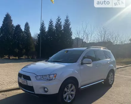 Mitsubishi Outlander XL, 2011 г.в.