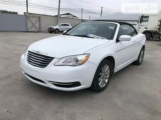 Chrysler 200, 2013 г.в.