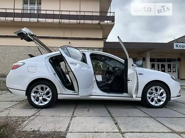 MG 6, 2013 г.в.