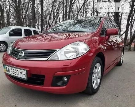 Nissan TIIDA, 2011 г.в.