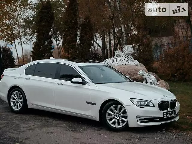 BMW 740, 2013 г.в.