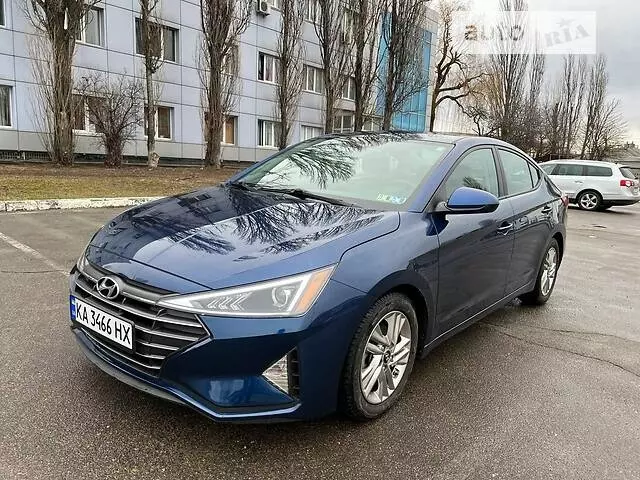 Hyundai Elantra, 2018 г.в.