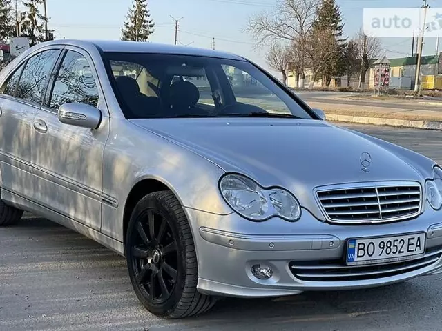 Mercedes-Benz C 180, 2004 г.в.