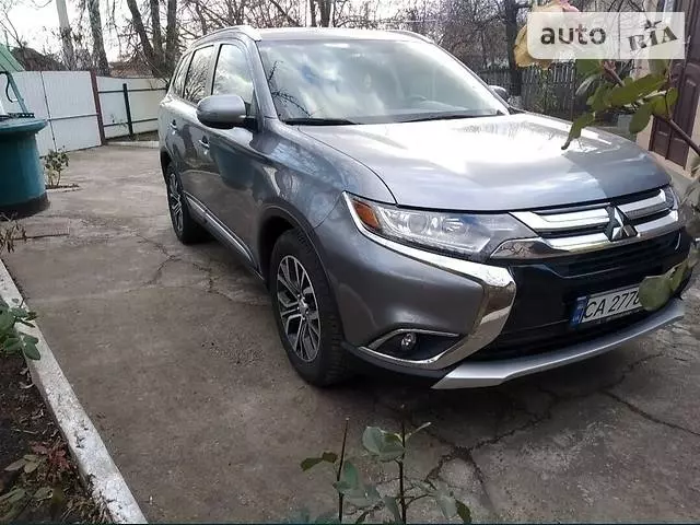 Mitsubishi Outlander, 2017 г.в.