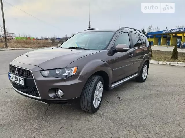 Mitsubishi Outlander, 2012 г.в.