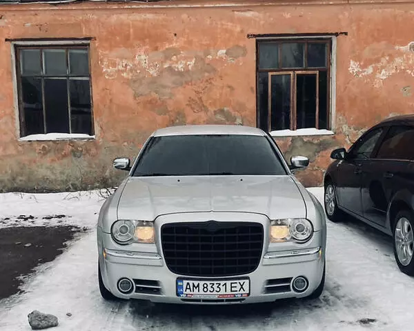 Chrysler 300, 2005 г.в.