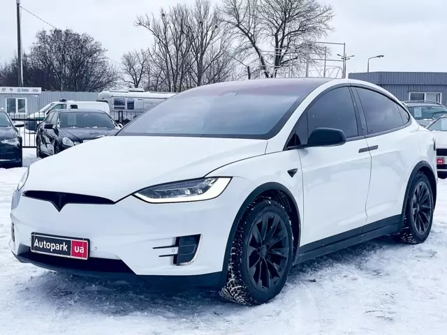 Tesla Model X, 2017 г.в.