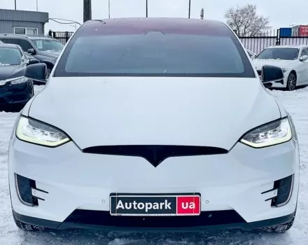 Tesla Model X, 2017 г.в.