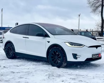 Tesla Model X, 2017 г.в.
