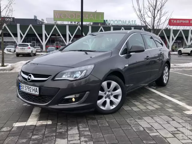 Opel Astra J, 2016 г.в.