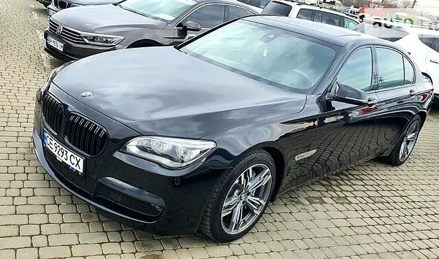 BMW 750, 2013 г.в.
