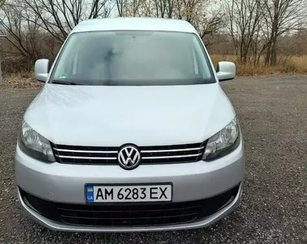 Volkswagen Caddy пасс., 2012 г.в.