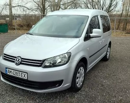 Volkswagen Caddy пасс., 2012 г.в.