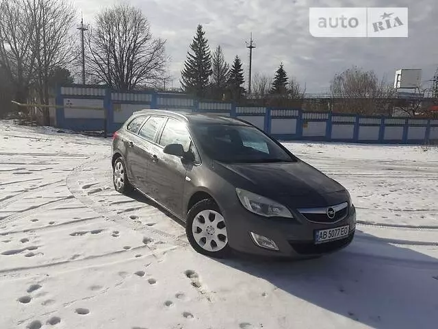 Opel Astra J, 2011 г.в.
