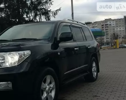 Toyota Land Cruiser 200, 2011 г.в.