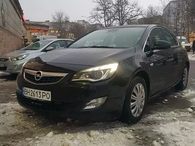 Opel Astra J, 2010 г.в.
