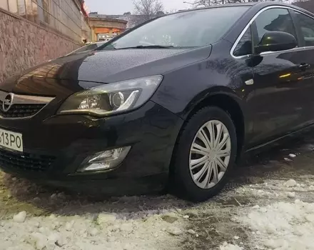 Opel Astra J, 2010 г.в.