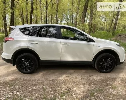 Toyota RAV4, 2018 г.в.