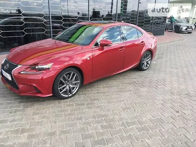 Lexus IS 350, 2015 г.в.