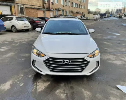 Hyundai Elantra, 2018 г.в.