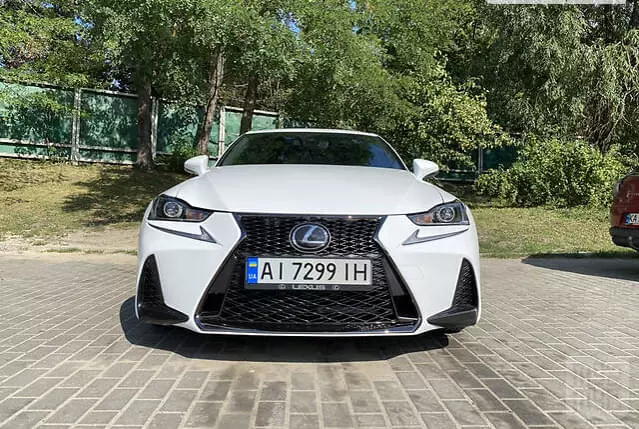 Lexus IS, 2017 г.в.