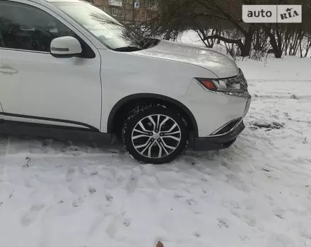 Mitsubishi Outlander, 2016 г.в.