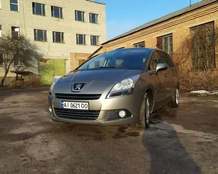 Peugeot 5008, 2011 г.в.