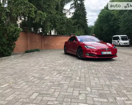 Tesla Model S, 2017 г.в.