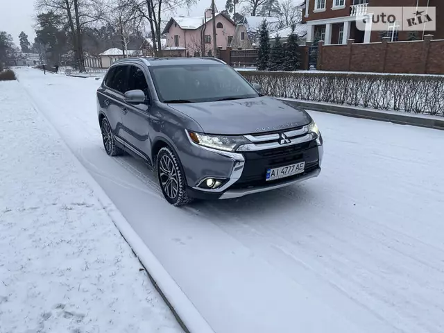 Mitsubishi Outlander, 2016 г.в.