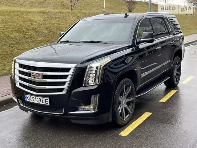 Cadillac Escalade, 2018 г.в.