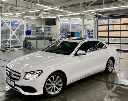 Mercedes-Benz E 220, 2017 г.в.