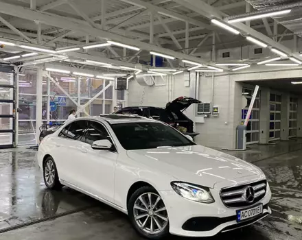 Mercedes-Benz E 220, 2017 г.в.