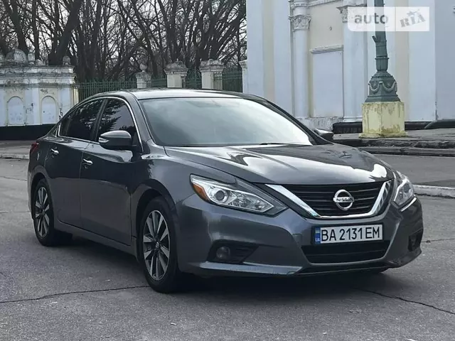Nissan Altima, 2015 г.в.