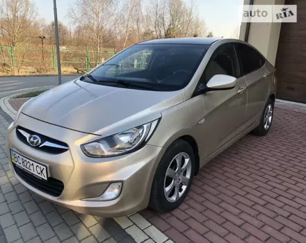 Hyundai Accent, 2011 г.в.