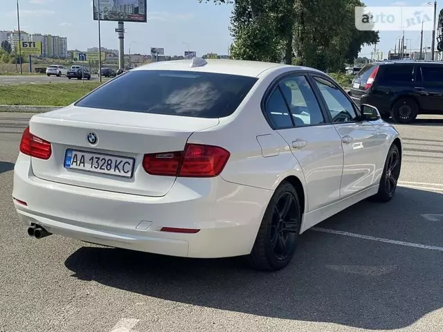 BMW 328, 2012 г.в.