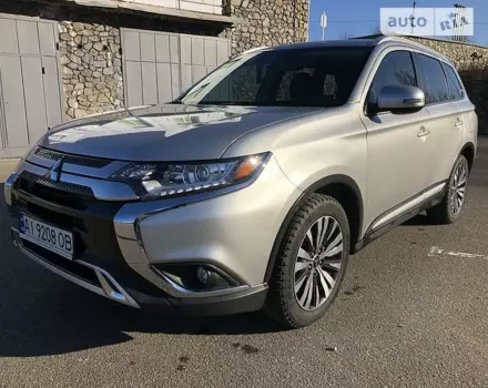 Mitsubishi Outlander, 2020 г.в.