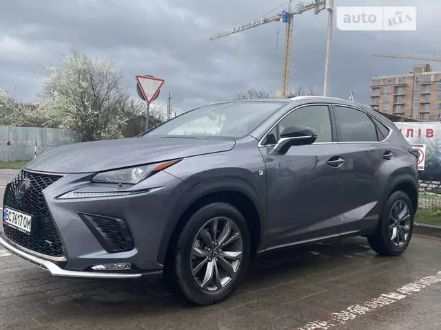 Lexus NX 300, 2020 г.в.