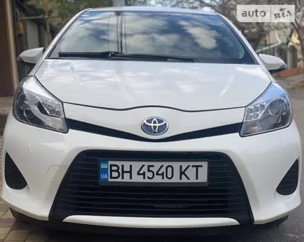 Toyota Yaris, 2012 г.в.