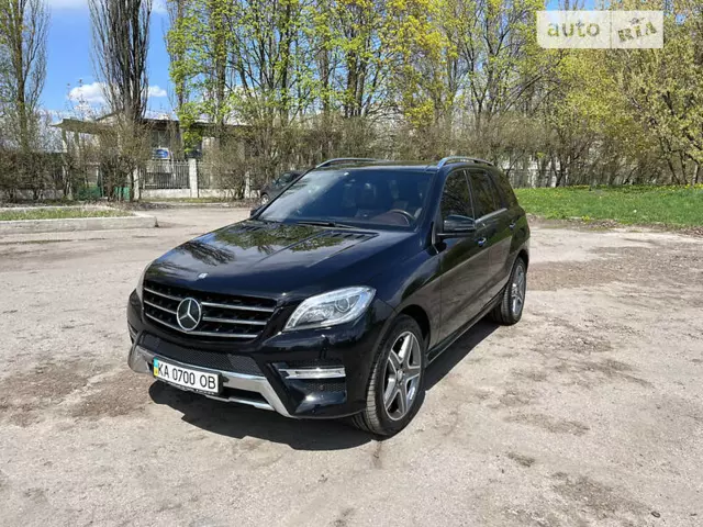 Mercedes-Benz ML 350, 2013 г.в.