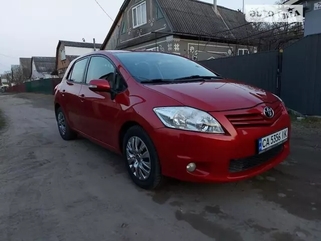 Toyota Auris, 2011 г.в.