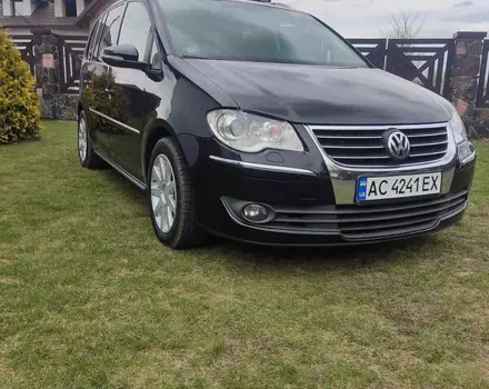 Volkswagen Touran, 2010 г.в.