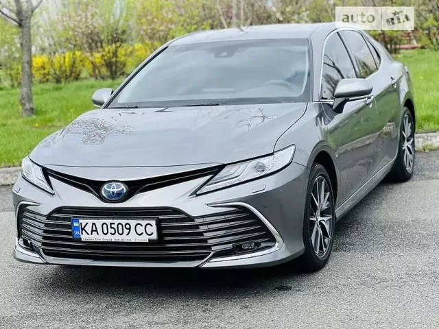 Toyota Camry, 2021 г.в.