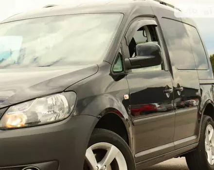 Volkswagen Caddy пасс., 2012 г.в.