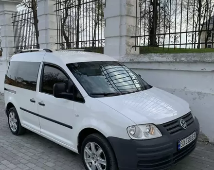 Volkswagen Caddy пасс., 2005 г.в.