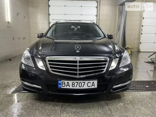 Mercedes-Benz E 350, 2010 г.в.