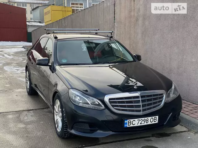 Mercedes-Benz E 200, 2013 г.в.